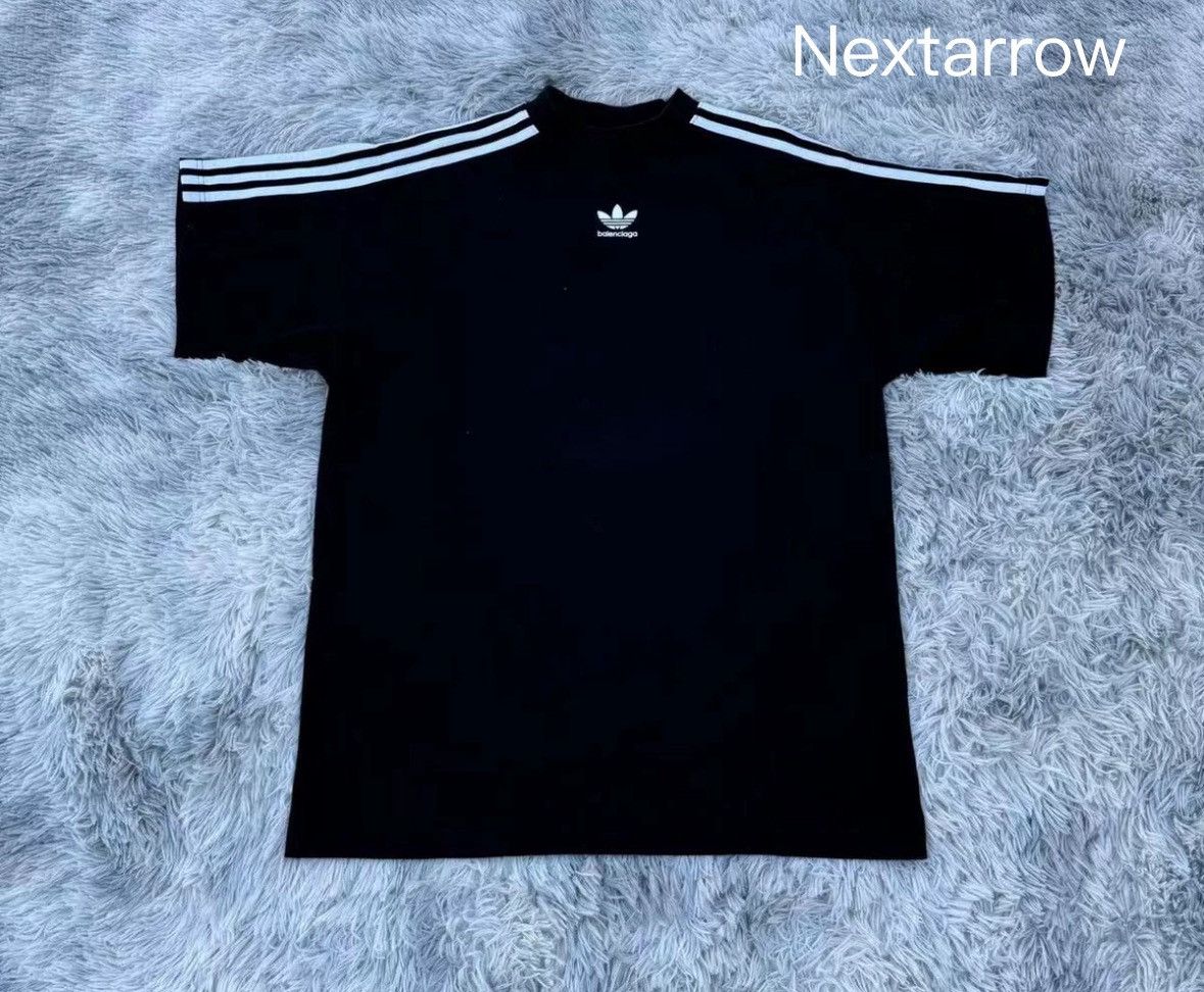 Balenciaga Balenciaga collaborates with Adidas short sleeves Size US L / EU 52-54 / 3 - 1 Thumbnail
