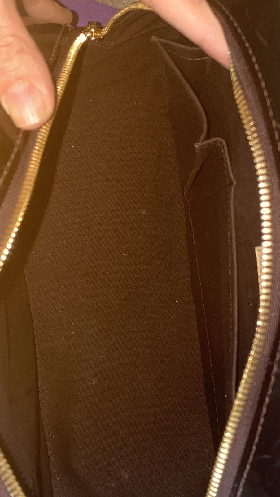 Louis Vuitton Louis Vuitton Amarante Monogram Vernis Summit Drive Bag Size ONE SIZE - 9 Thumbnail