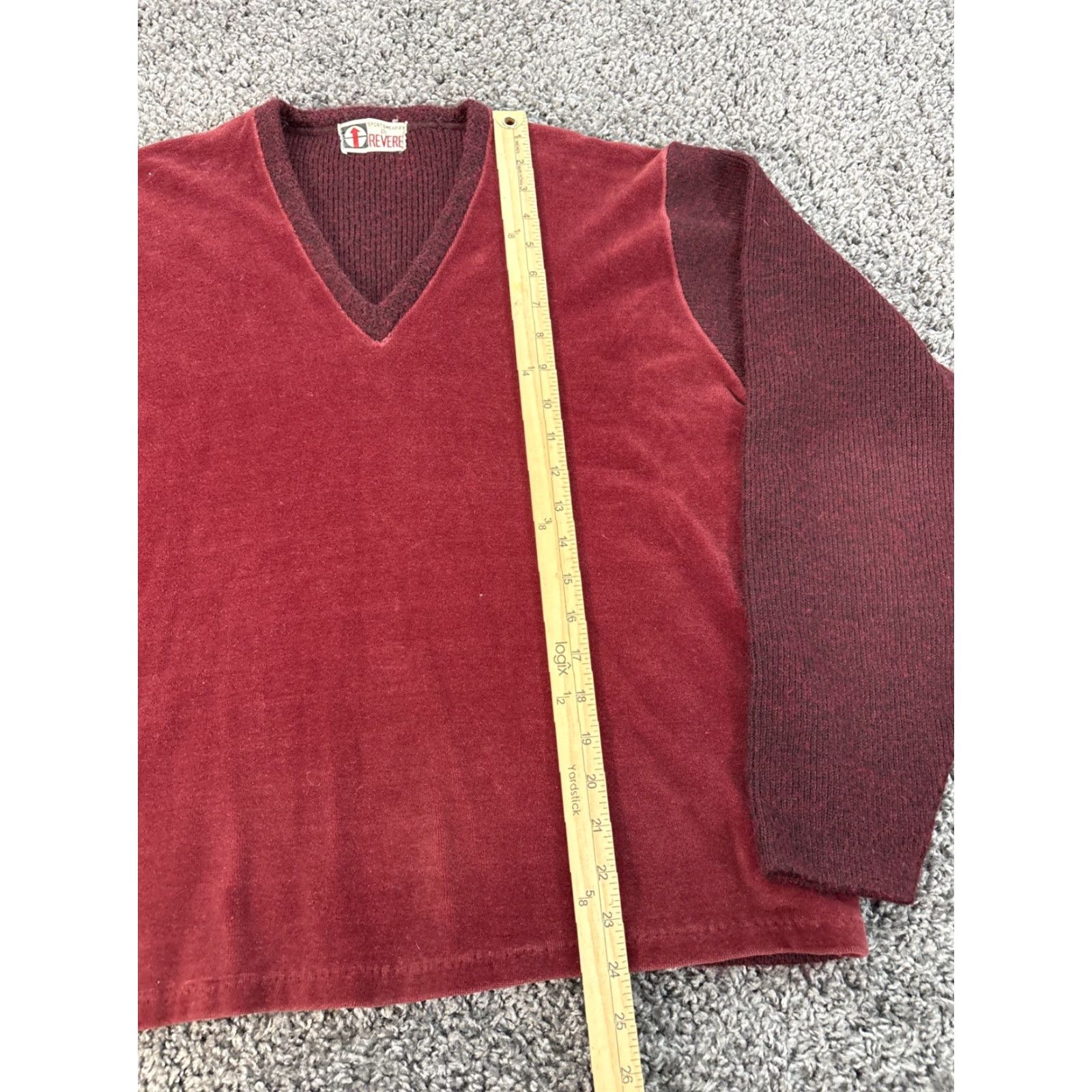Vintage VINTAGE Sportswear Sweater Mens Large V-Neck Velvet Red Maroon 70s Reversible Pullover Size US L / EU 52-54 / 3 - 2 Thumbnail