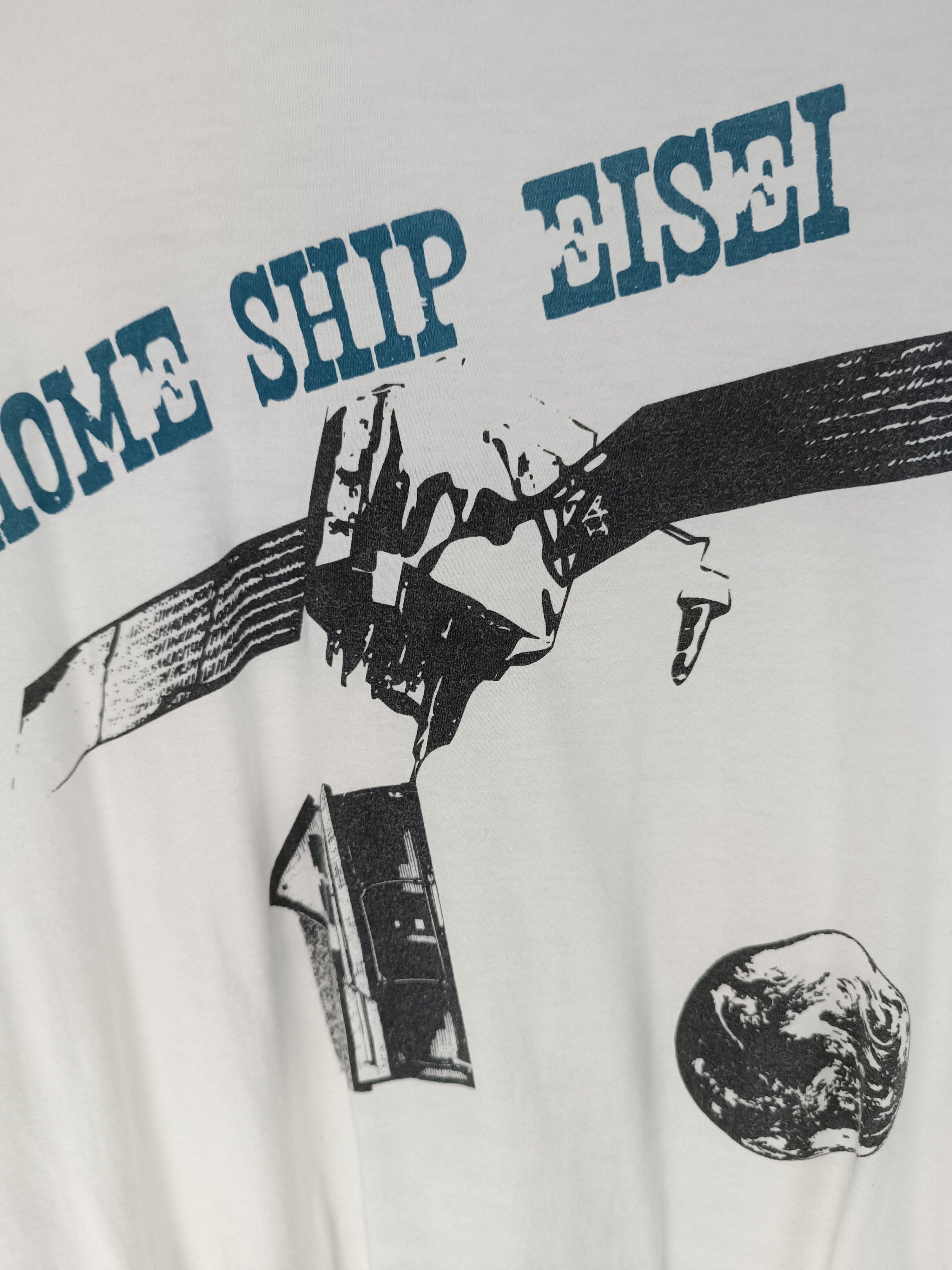 Band Tees VINTAGE 2008 BUMP OF CHICKEN HOME SHIP EISEI TOUR TEE PUNK Size US M / EU 48-50 / 2 - 11 Thumbnail