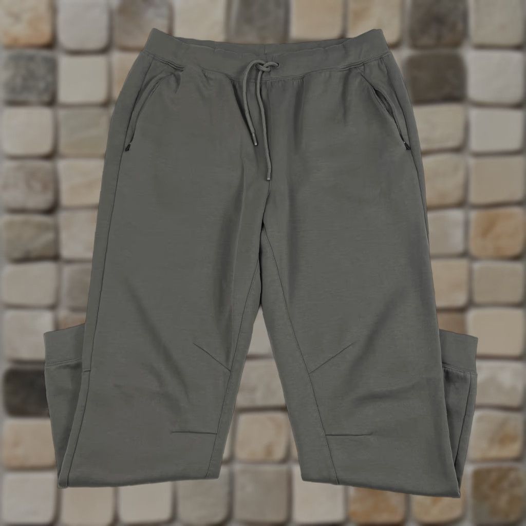 Vintage VRST Sweatpants Mens M Green Relaxed Tapered Leg Lined Workout Gym Stretch Activewear Casual Travel Pockets Elastic Waist Size US 31 - 1 Thumbnail