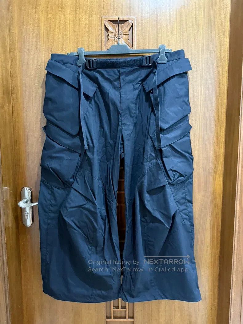Acronym Acronym size XS trousers Size US 33 - 1 Thumbnail