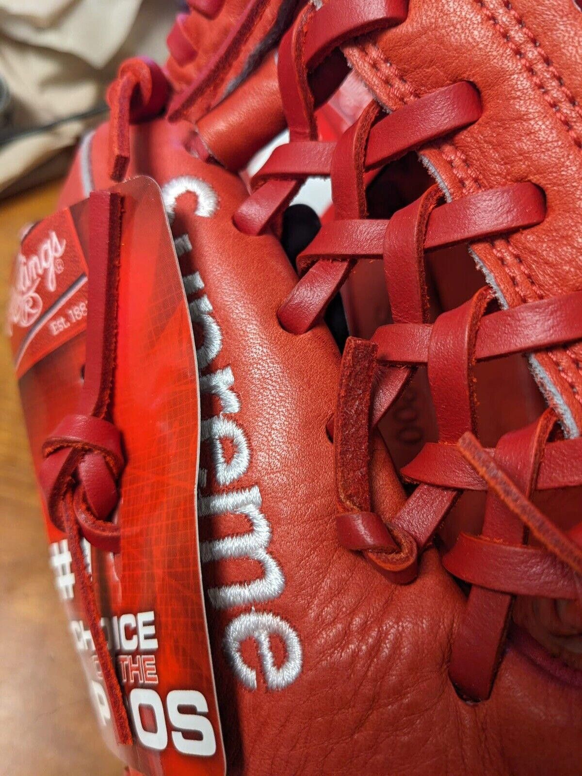Supreme SS12 SUPREME RAWLINGS 12IN. BASEBALL GLOVE LEFT THROW 2012 Size ONE SIZE - 10 Thumbnail