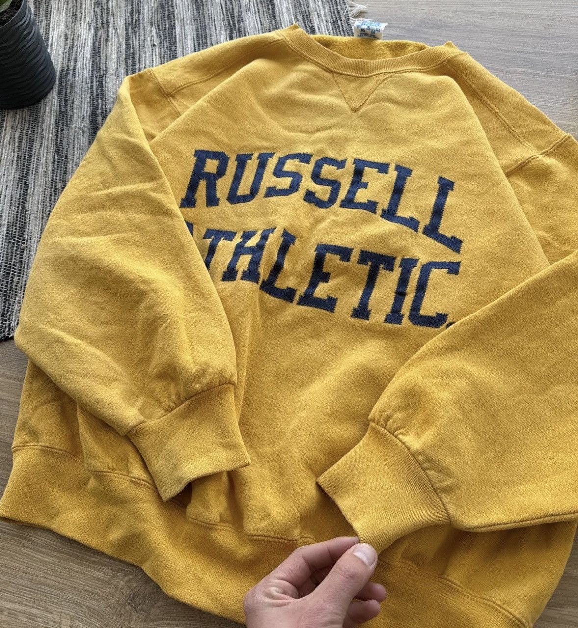 Russell Athletic × Vintage Vintage Russell Athletic 90s Made In USA Big logo sweatshirt Size US M / EU 48-50 / 2 - 6 Thumbnail