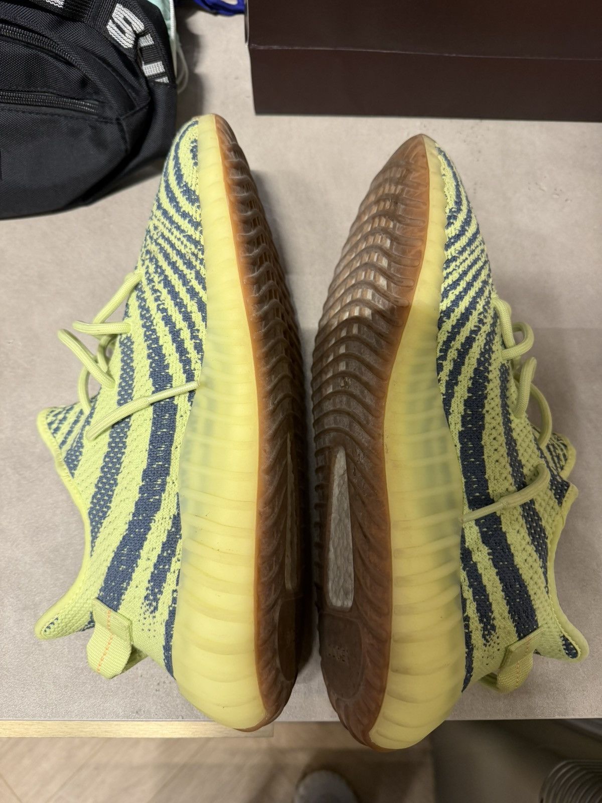 Yeezy Adidas Yeezy Boost 350 V2 Frozen Yellow 12.5US Size US 12.5 / EU 45-46 - 6 Thumbnail
