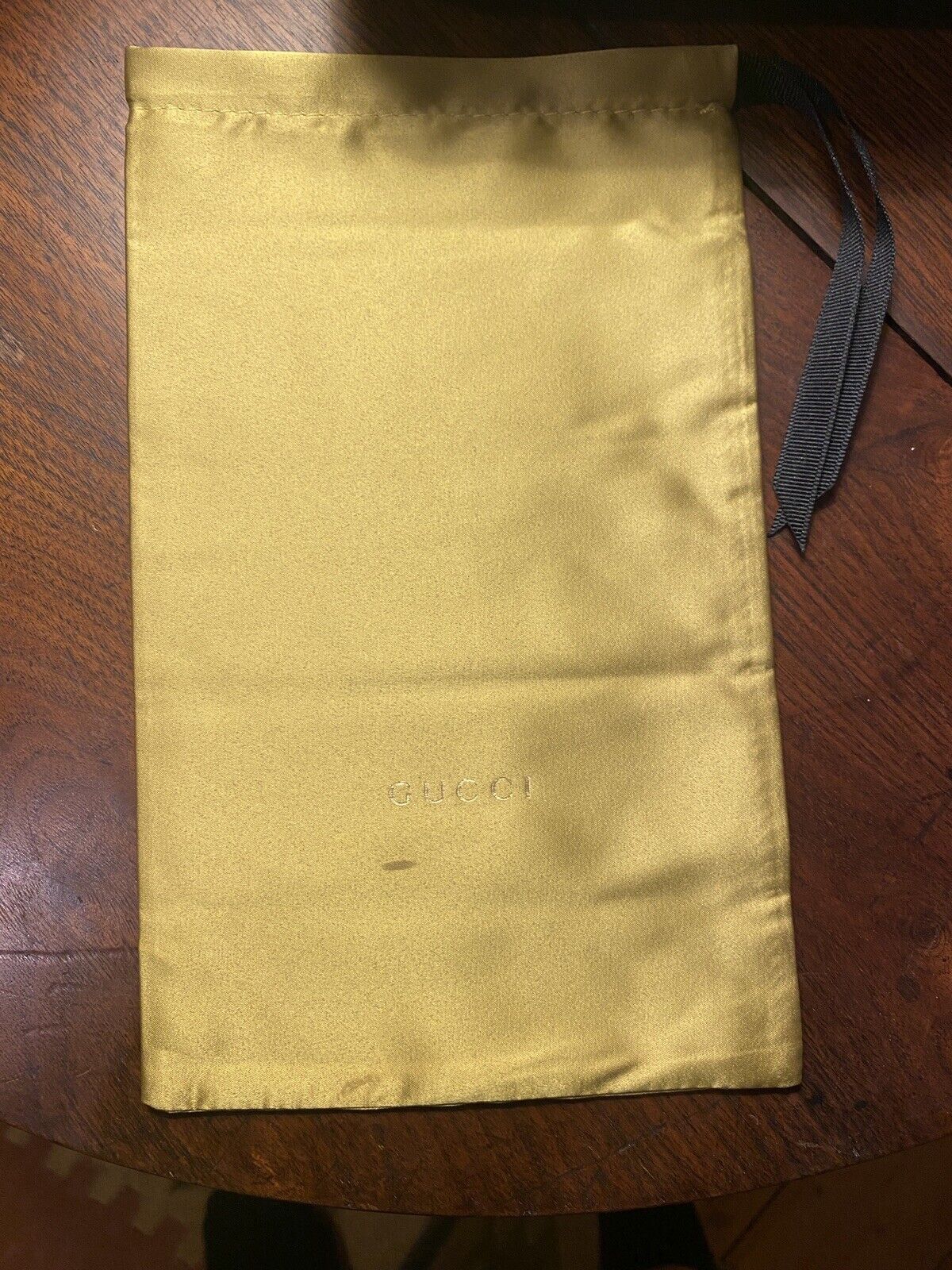 Gucci Sunglasses Gucci in a Velvet case Size ONE SIZE - 4 Thumbnail
