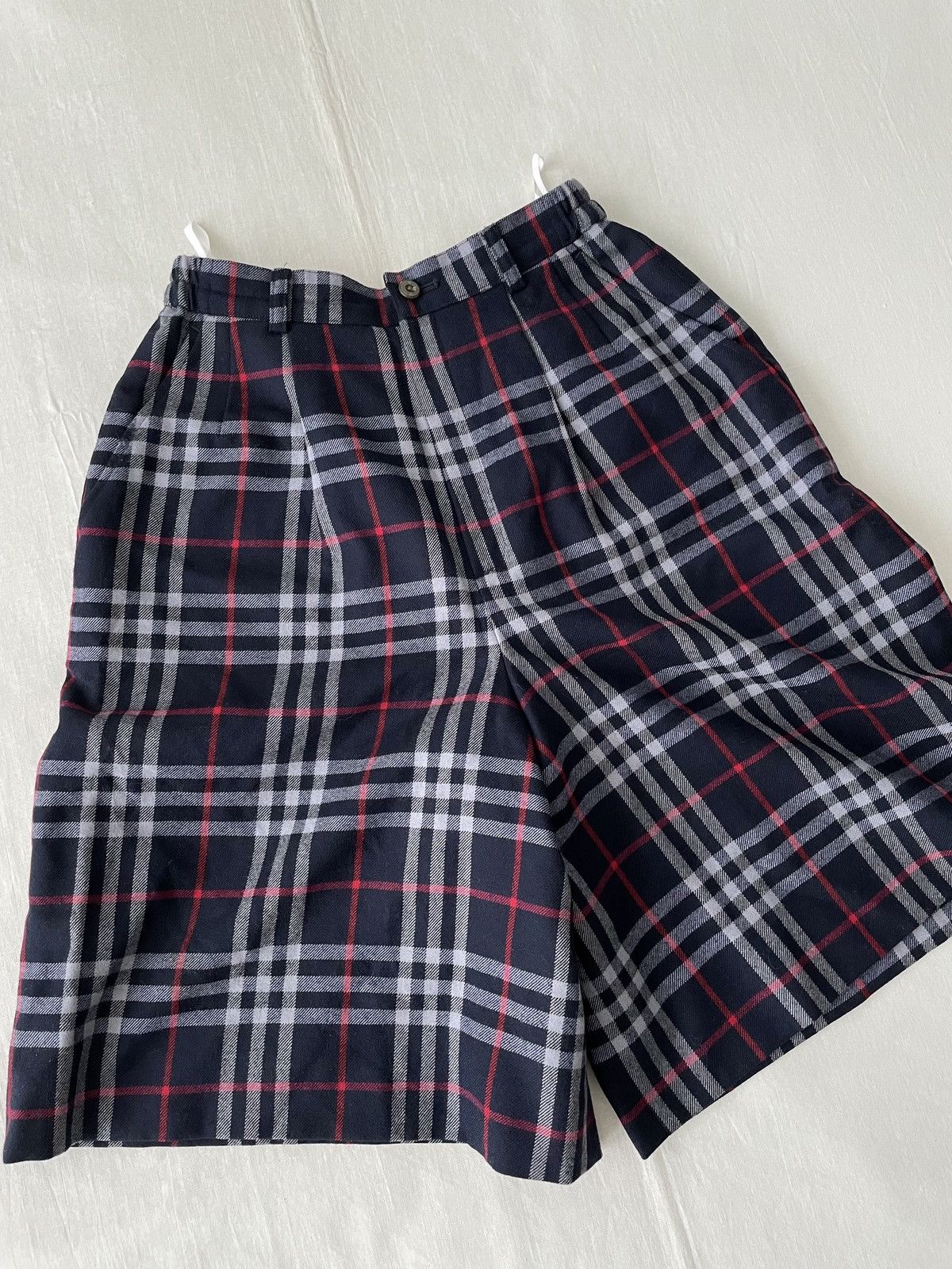 Burberry Vintage Burberrys Wool Nova Check Skirt Size 26" / US 2 / IT 38 - 2 Thumbnail