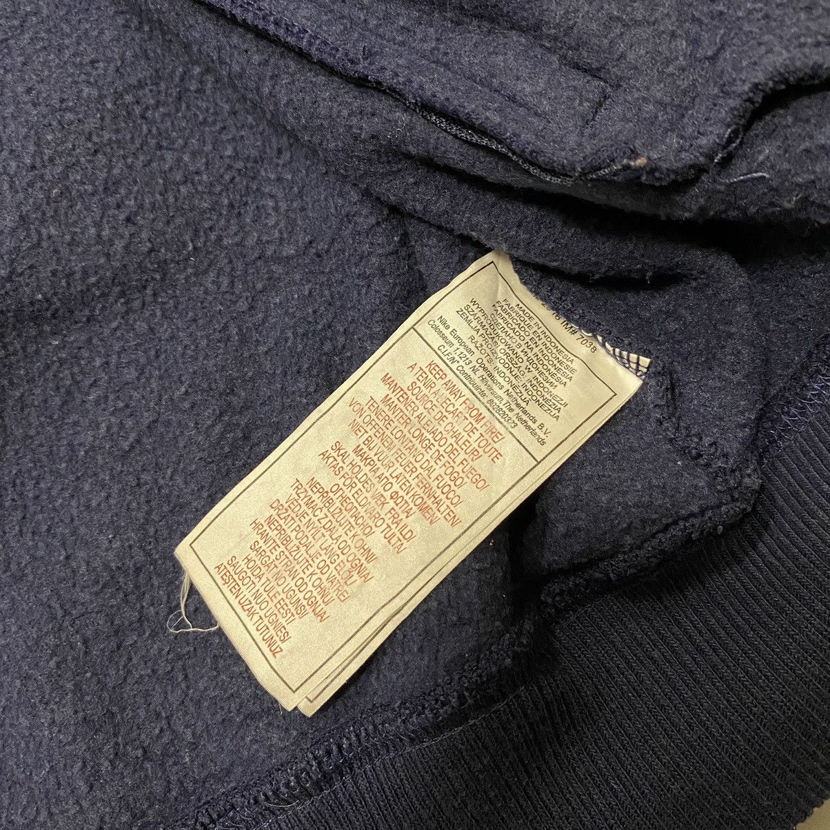 Nike Nike Vintage Full Zip Hoodie Dark Blue Y2K Style Mens Size L Size US L / EU 52-54 / 3 - 8 Thumbnail