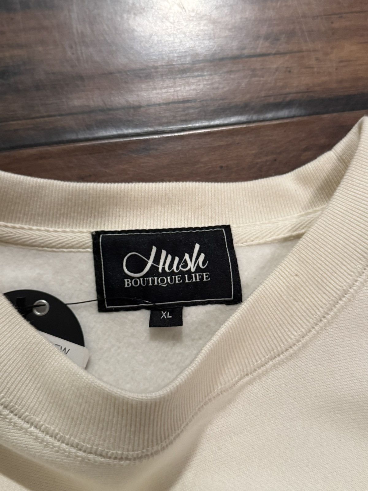 Other DEADSTOCK Hush Life Boutique Creme Crewneck ‘Hu-sh’ Size US XL / EU 56 / 4 - 6 Thumbnail