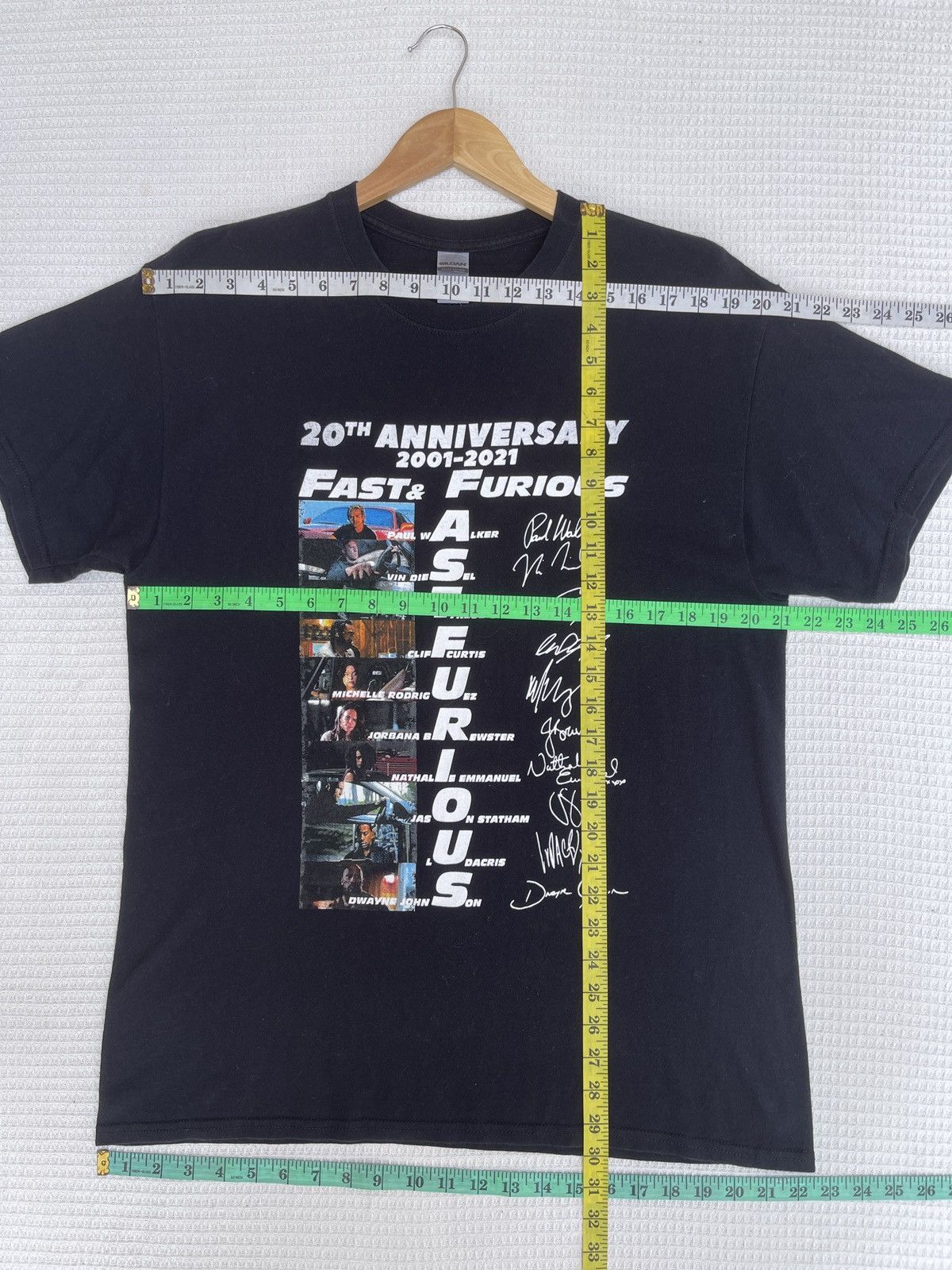 Vintage Vintage 20th Anniversary 2001-2021 Fast Furious Movie Tee Size US L / EU 52-54 / 3 - 9 Thumbnail
