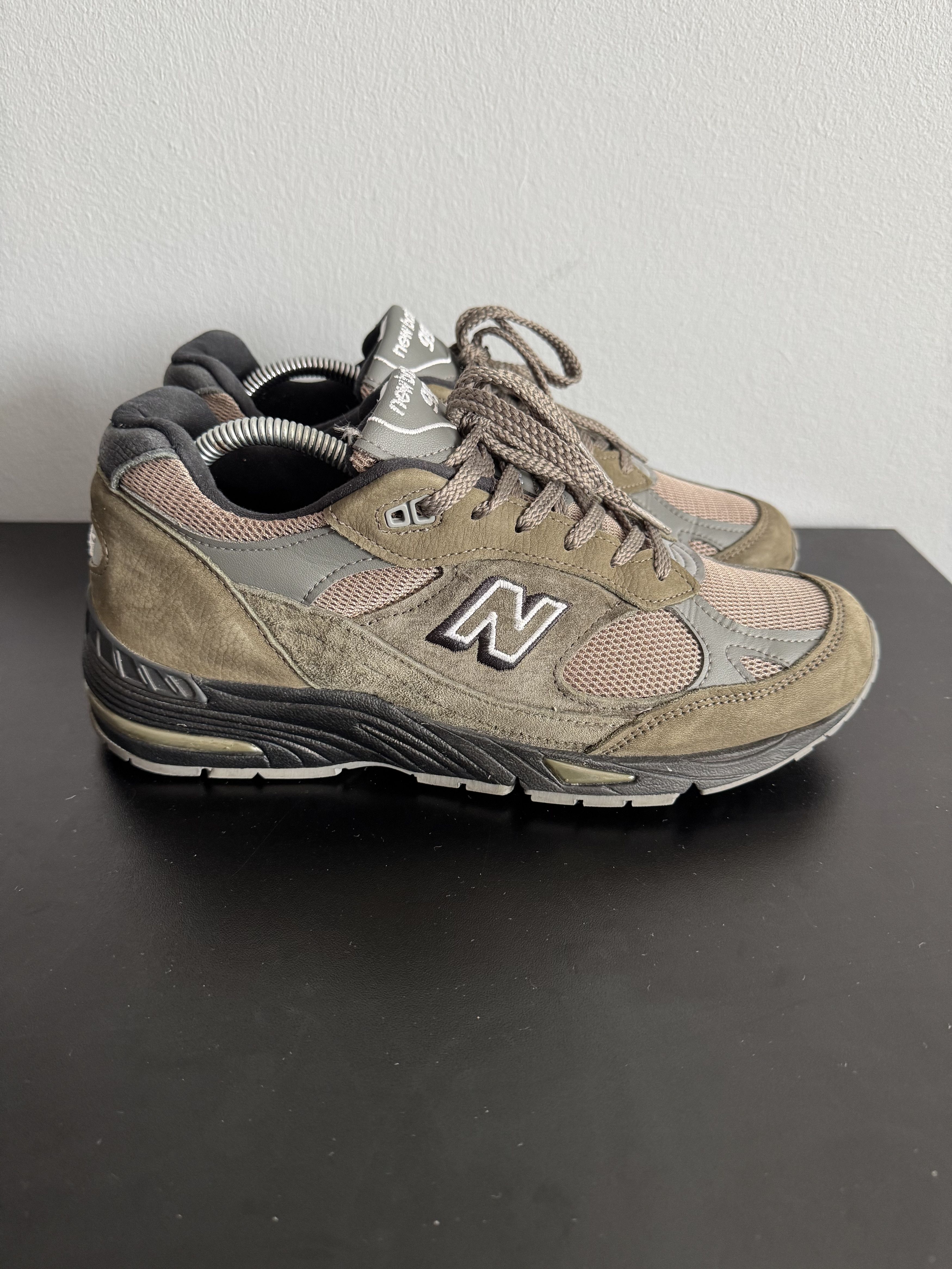 New Balance New Balance 991 Made in England Tan Green Olive 990 993 UK Size US 9 / EU 42 - 3 Thumbnail