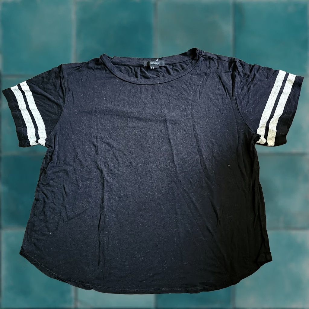 Forever 21 FOREVER 21 Shirt Women Multicolor Black White Striped Short Sleeve Pullover L - Size Large - Casual Travel T-Shirt Size L / US 10 / IT 46 - 1 Thumbnail