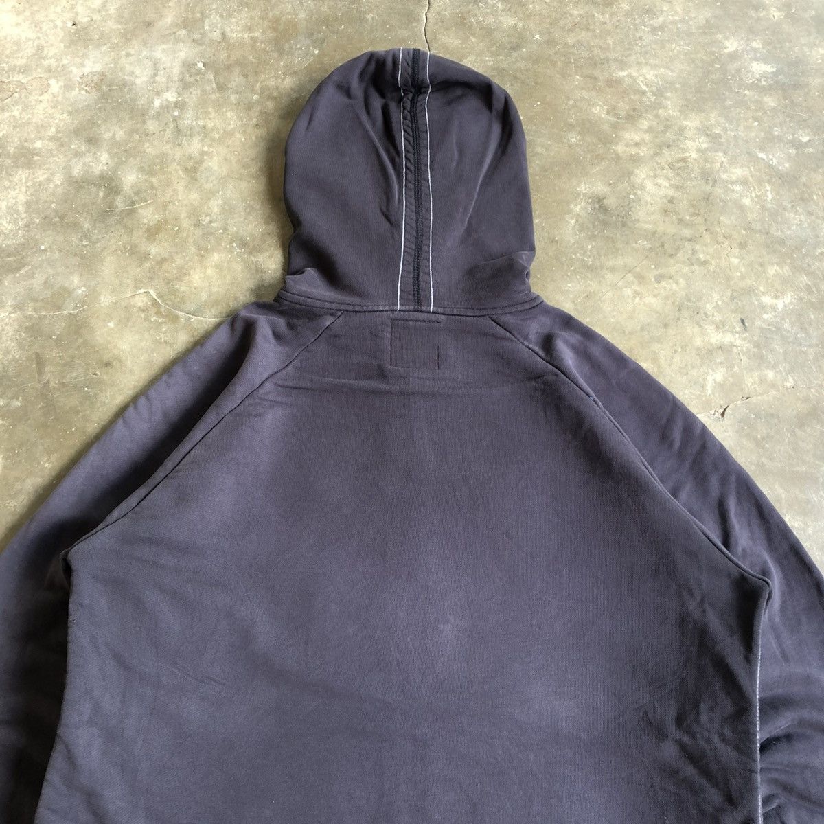 Harley Davidson Trashed🔥Vintage Harley Davidson Motorcycle Ziphoodie Size US XL / EU 56 / 4 - 16 Thumbnail