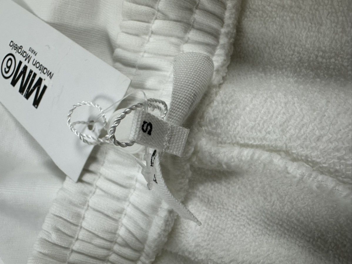 Maison Margiela Rare MM6 Maison Margiela Easy Wide Sweat Pants White Size 26" / US 2 / IT 38 - 13 Thumbnail
