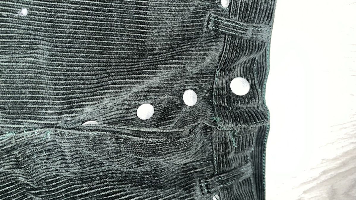 Carhartt Carhartt corduroy pants Size US 28 / EU 44 - 2 Thumbnail