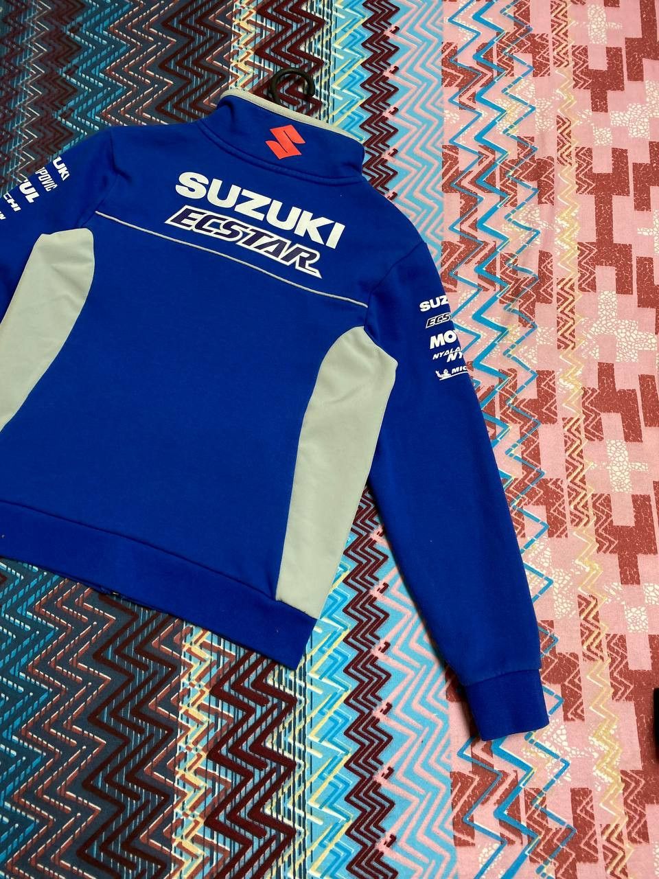 Vintage vintage Sweatshirt hoodie zip SUZUKI MOTO RACING sportwear Size US M / EU 48-50 / 2 - 18 Thumbnail