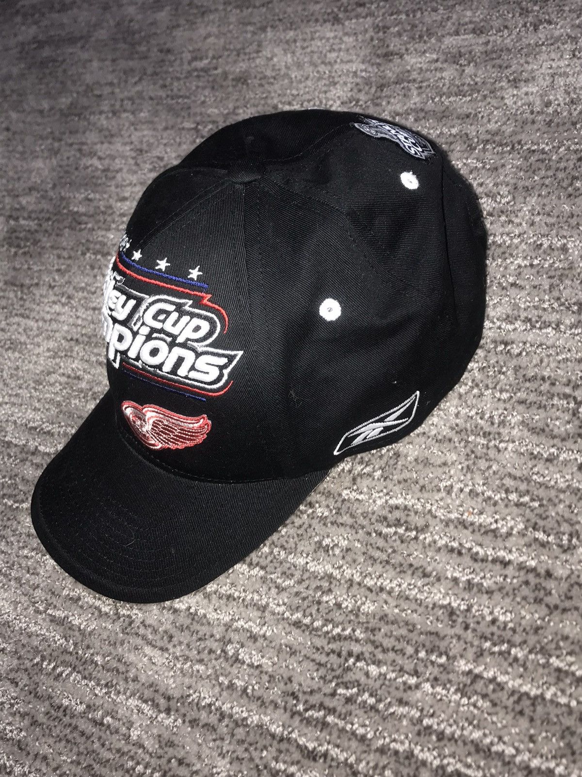 NHL RARE 2008 RED WINGS STANLEY CUP HAT Size ONE SIZE - 1 Thumbnail
