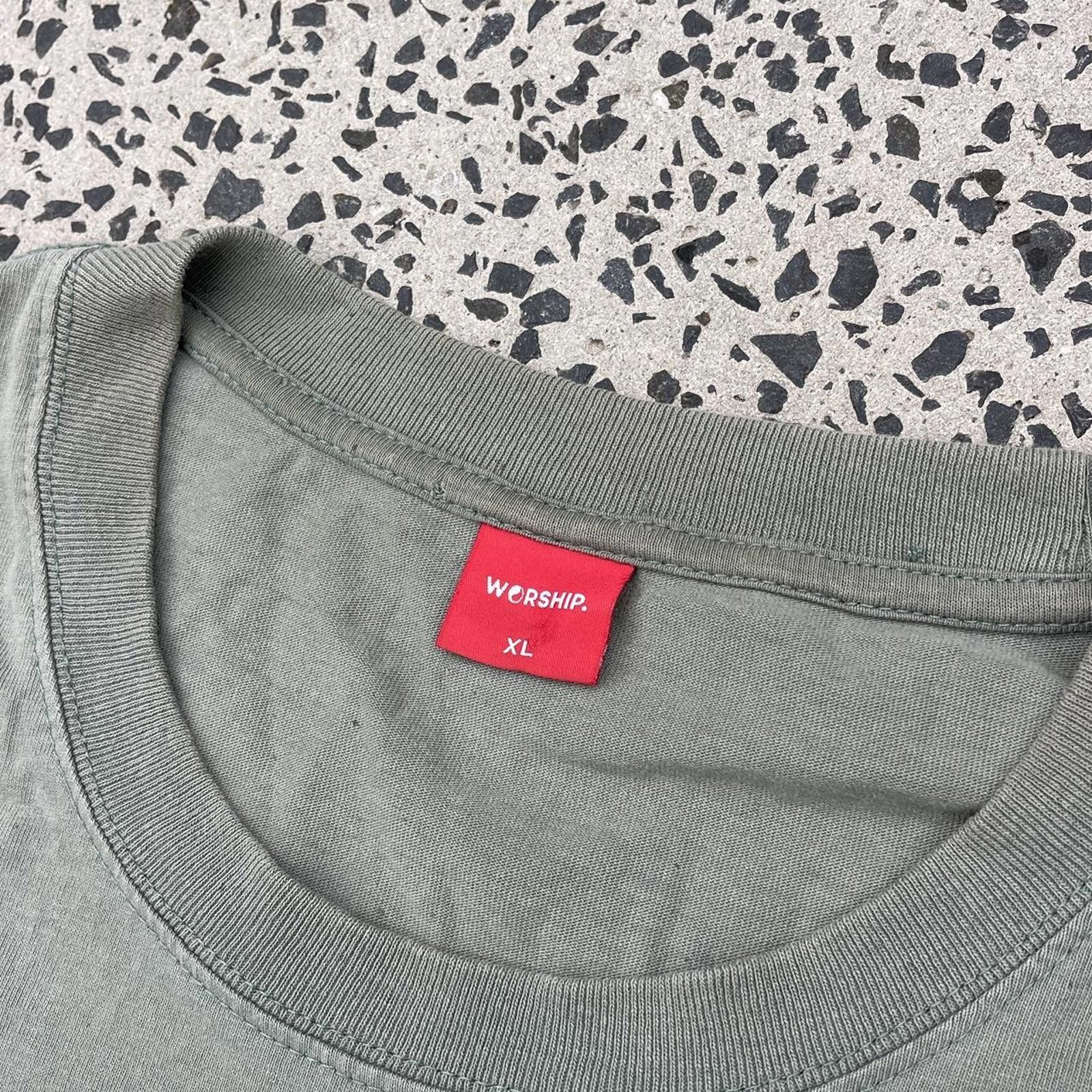 Designer Green Worship Tee 👕 Size US XL / EU 56 / 4 - 3 Thumbnail