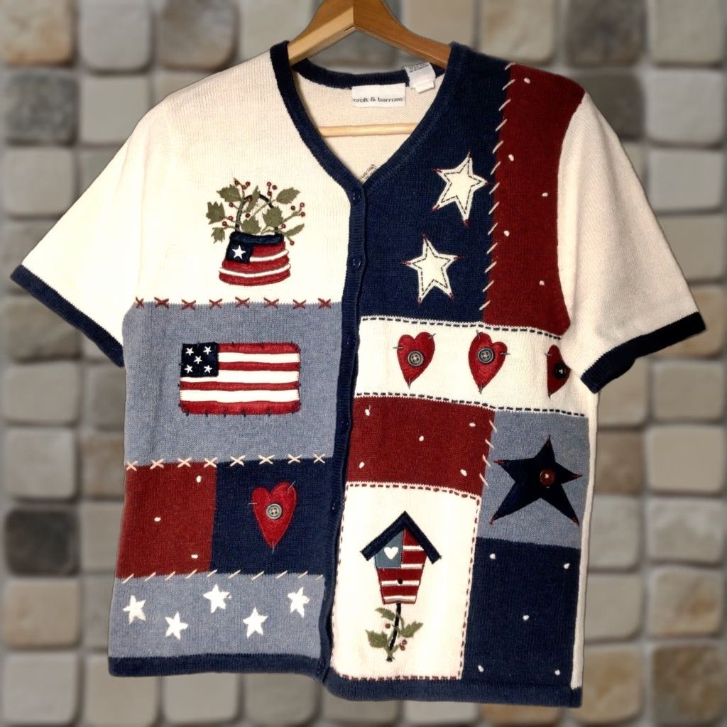 Croft & Barrow Croft & Barrow Women Cardigan USA Flag Patriotic Short Sleeve V-Neck Sweater Multicolor Patchwork Embroidered Heart Buttons Size S / US 4 / IT 40 - 1 Thumbnail