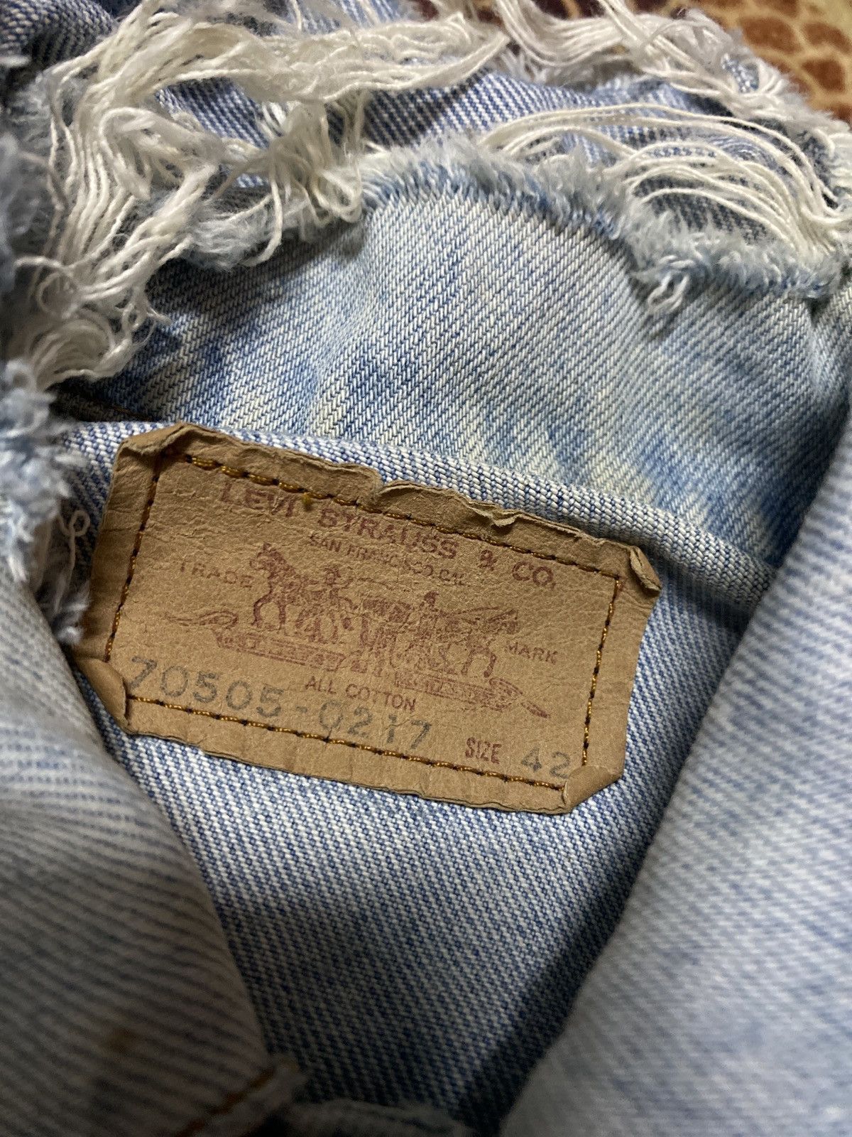 Levi's Vintage 1980s Levi’s 70505 Denim Jacket Light Wash Trucker Size US M / EU 48-50 / 2 - 20 Thumbnail