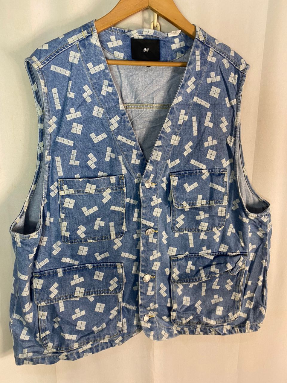 H&M H&M x Tetris puzzle game fullprint denim vest Size US L / EU 52-54 / 3 - 2 Thumbnail