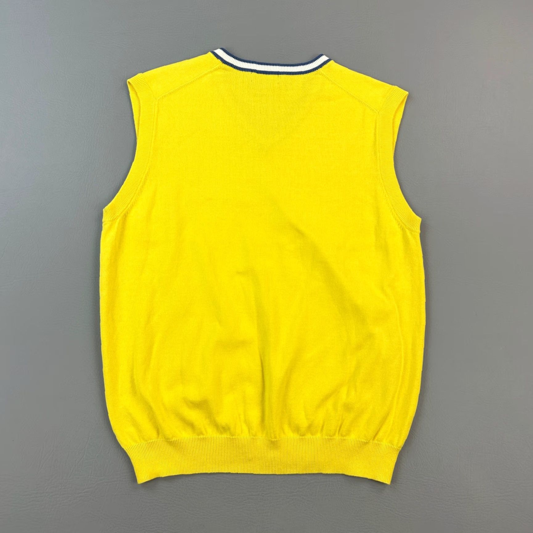 Brooks Brothers Brooks Brothers 346 Sweater Vest Mens Large Yellow Cotton V Neck Preppy Golf Vest Sweater Size US L / EU 52-54 / 3 - 7 Thumbnail