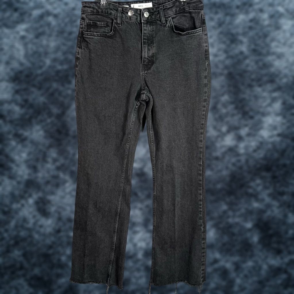 Mango VINTAGE Mango MNG Jeans Womens Size 8 Black Straight Leg Raw Hem Size 30" / US 8 / IT 44 - 1 Thumbnail