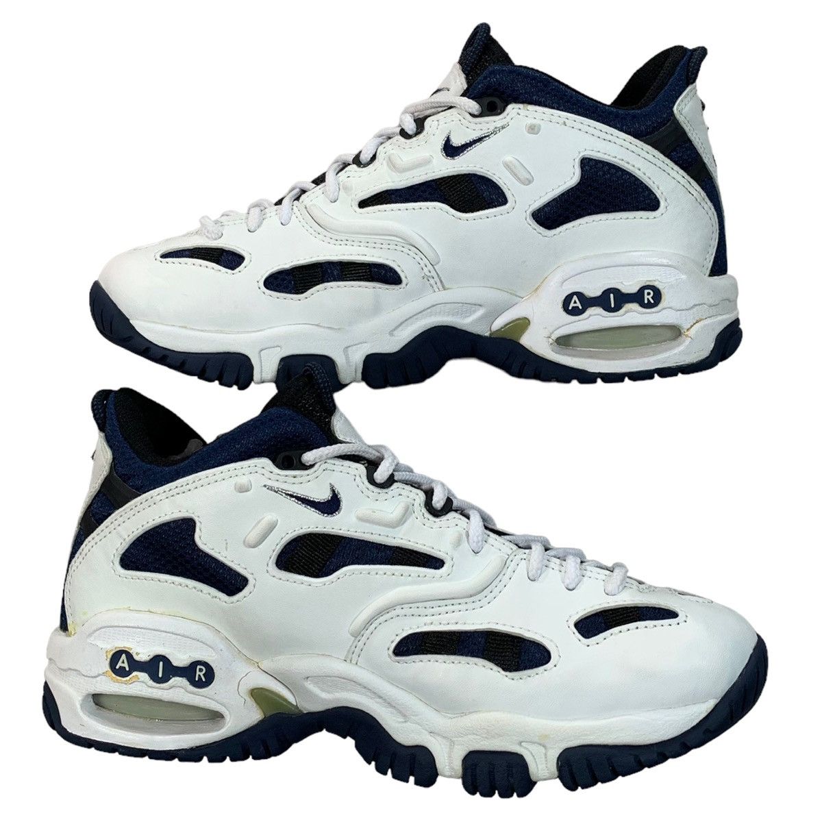 Nike Vintage Nike Air Dagger White Navy 1997 Sneaker Not Wearable Size US 7.5 / EU 40-41 - 3 Thumbnail