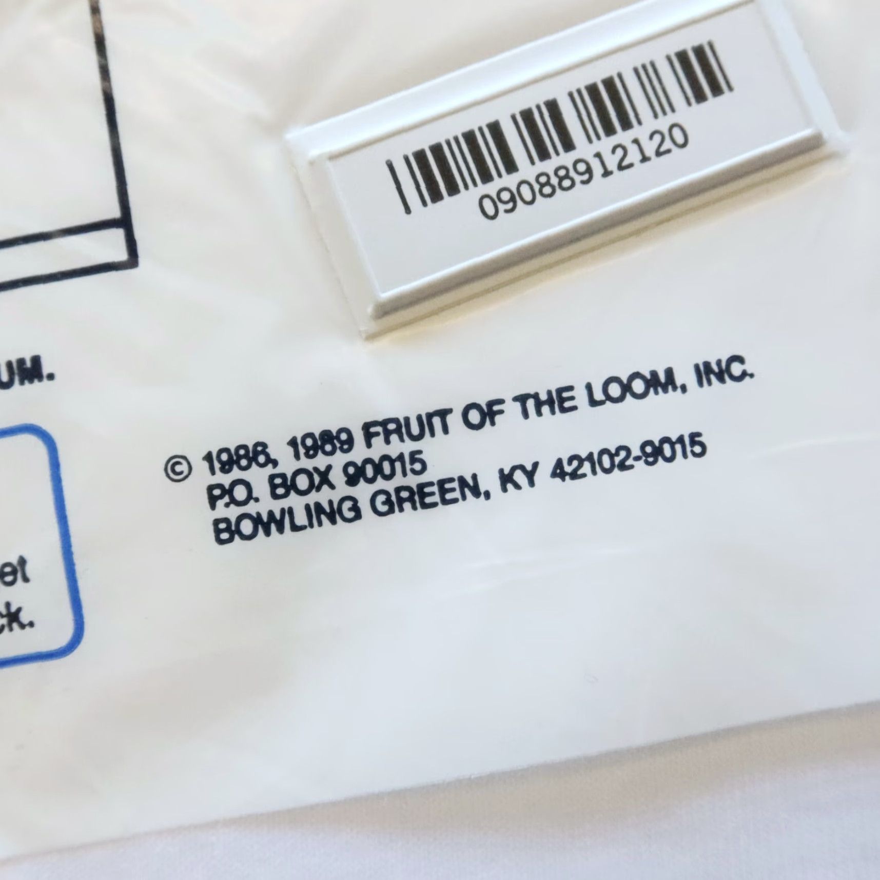 Fruit Of The Loom VINTAGE Fruit Of The Loom T-Shirt Crew Neck White 3 Pack M Mens Shirt Size US M / EU 48-50 / 2 - 3 Thumbnail