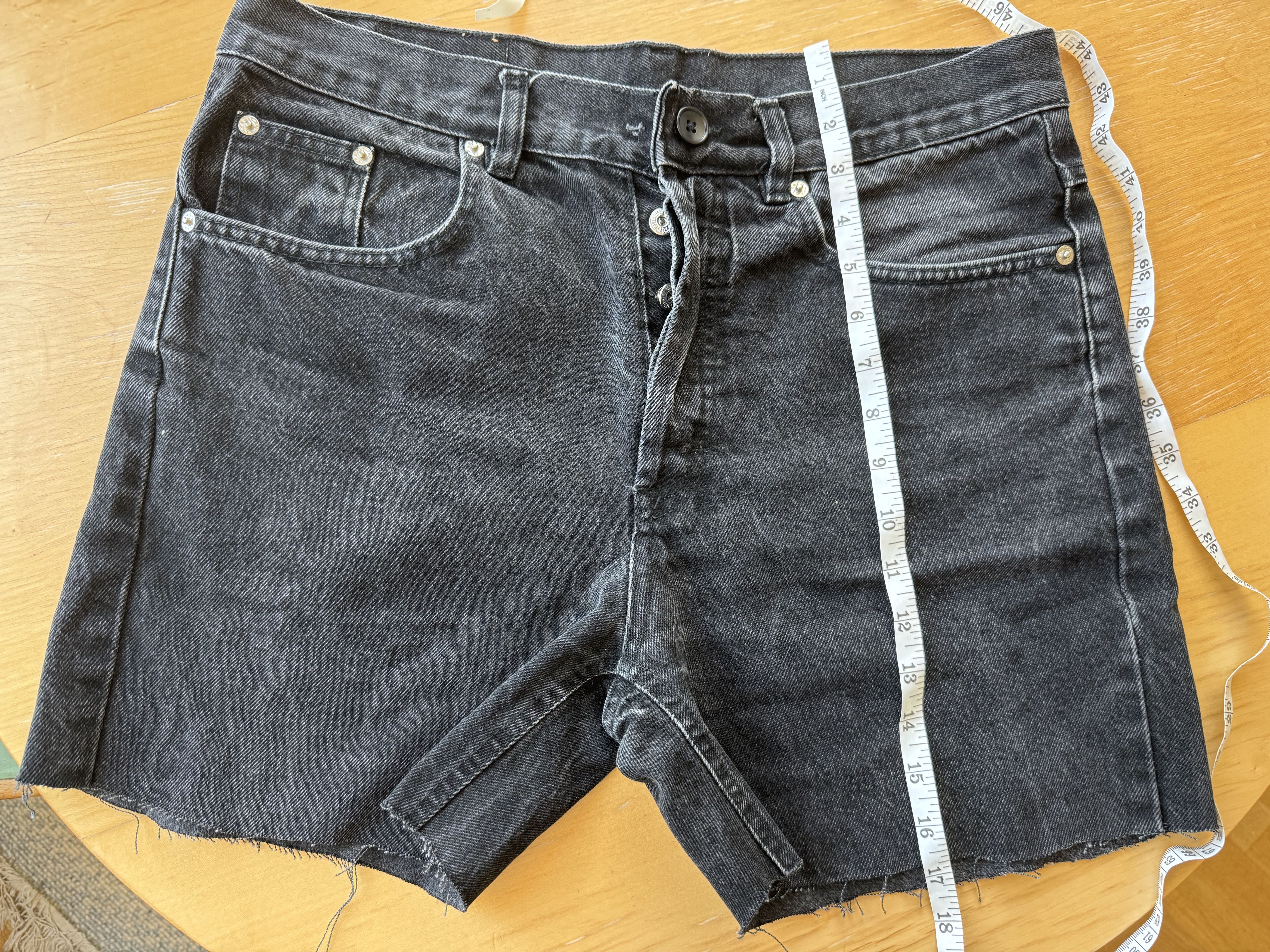 Levi's Vintage Clothing Levi's vintage cut off denim shorts Size US 34 / EU 50 - 6 Thumbnail