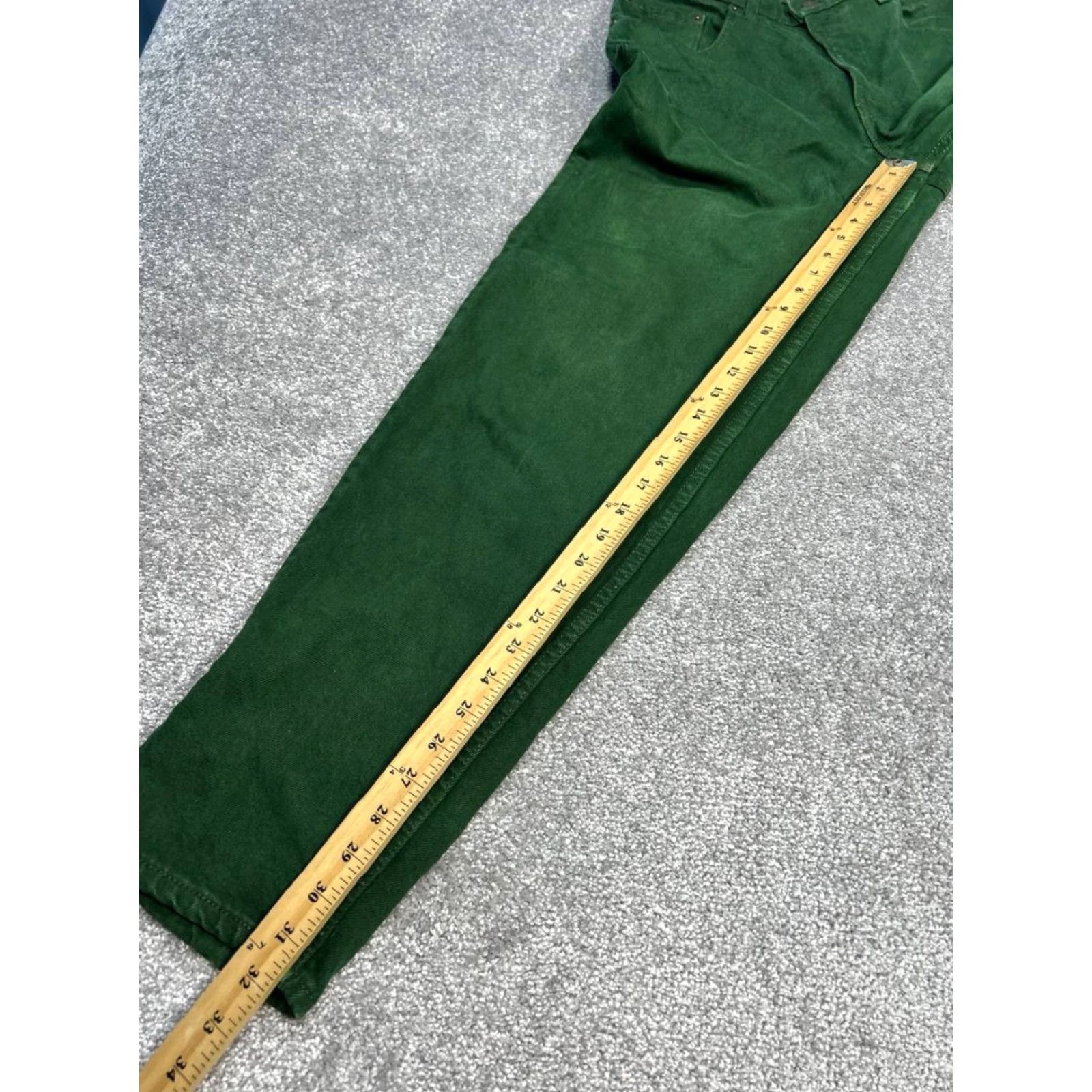 VINTAGE Levis Jeans 32x32 Mens Green Cotton Denim 5-Pocket Button Zipper Regular Straight 32 Inseam USA Made