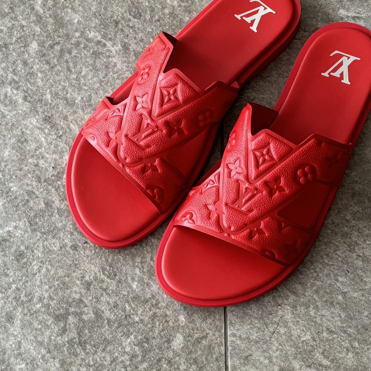 Louis Vuitton LOUIS VUITTON OASIS MULES MONOGRAM SLIDE SANDAL Size US 12 / EU 45 - 3 Thumbnail