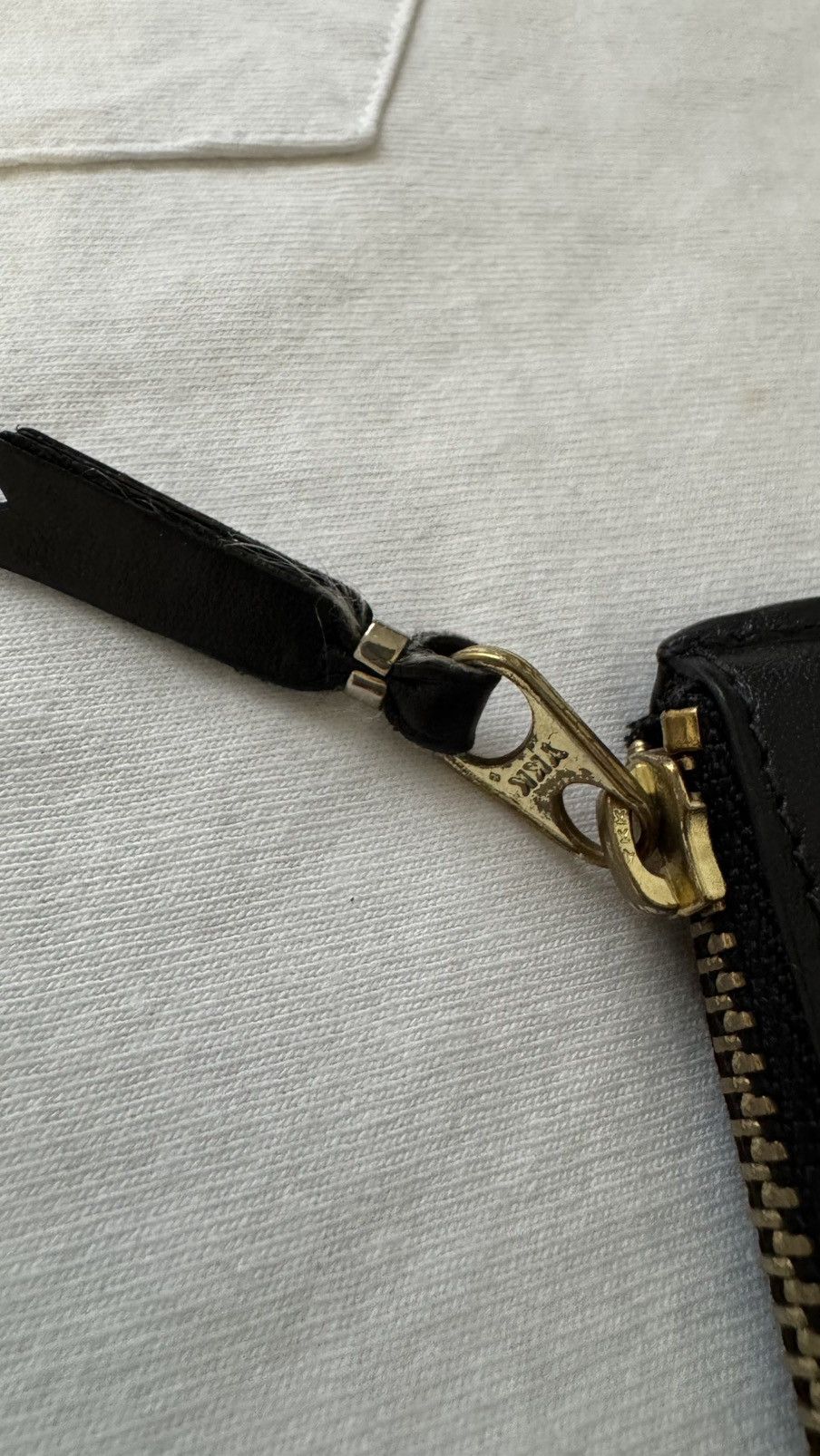 Comme des Garcons Comme des Garcons Spellout Leather Zipper Wallet Size ONE SIZE - 5 Thumbnail