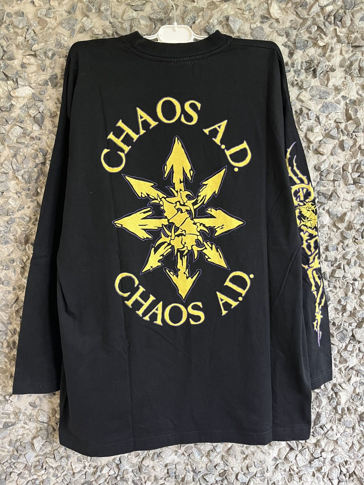 Band Tees × Vintage Sepultura Shirt 1993 Death Metal Tour Tee Vintage Band Tees Size US XL / EU 56 / 4 - 2 Thumbnail
