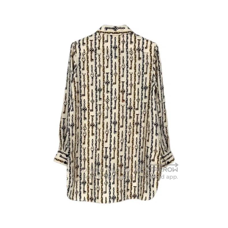 Louis Vuitton Louis Vuitton White cord pattern mulberry silk shirt Size XS / US 0-2 / IT 36-38 - 2 Thumbnail