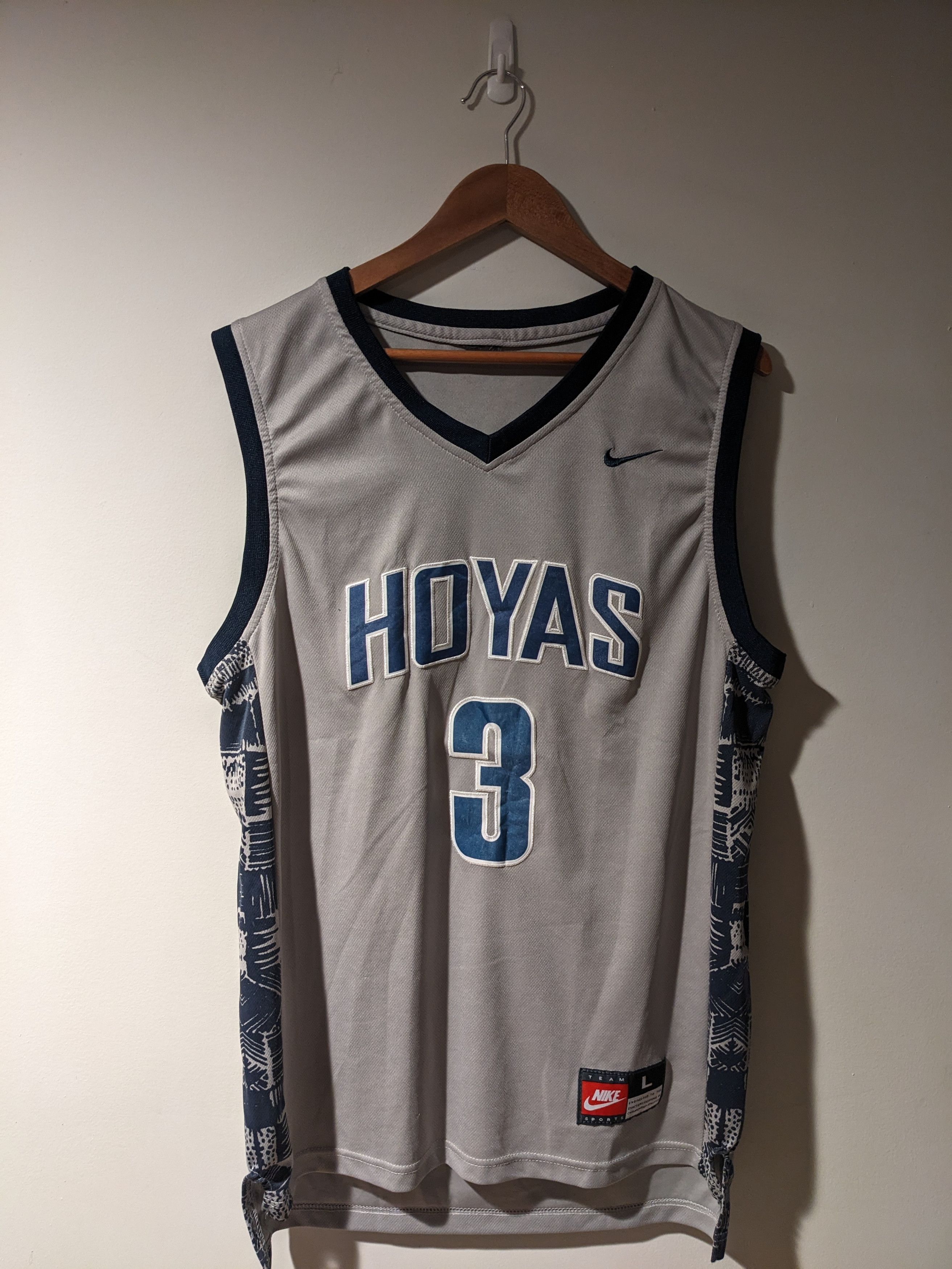 Nike × Vintage Allen Iverson Georgetown Hoyas Basketball Nike Jersey Large Size US L / EU 52-54 / 3 - 3 Thumbnail