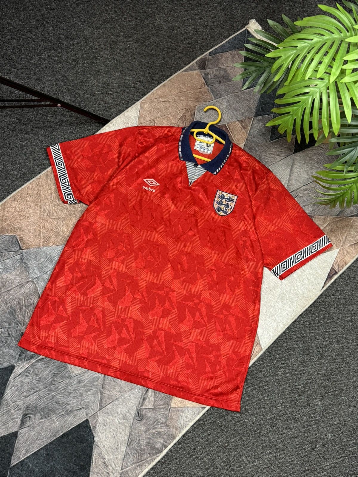 Umbro ARCHIVE RARE ENGLAND 1990-1992 ORIGINAL VTG JERSEY Size L Size US L / EU 52-54 / 3 - 25 Thumbnail