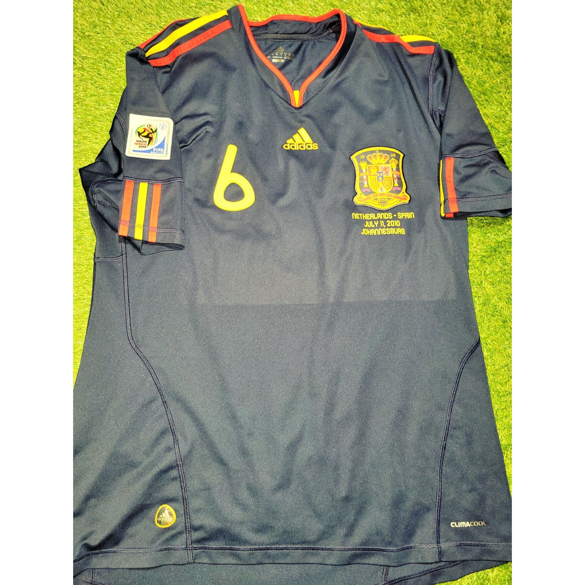 Image of Adidas Iniesta Spain 2010 World Cup Final Soccer Away Jersey XL in Blue, Men's