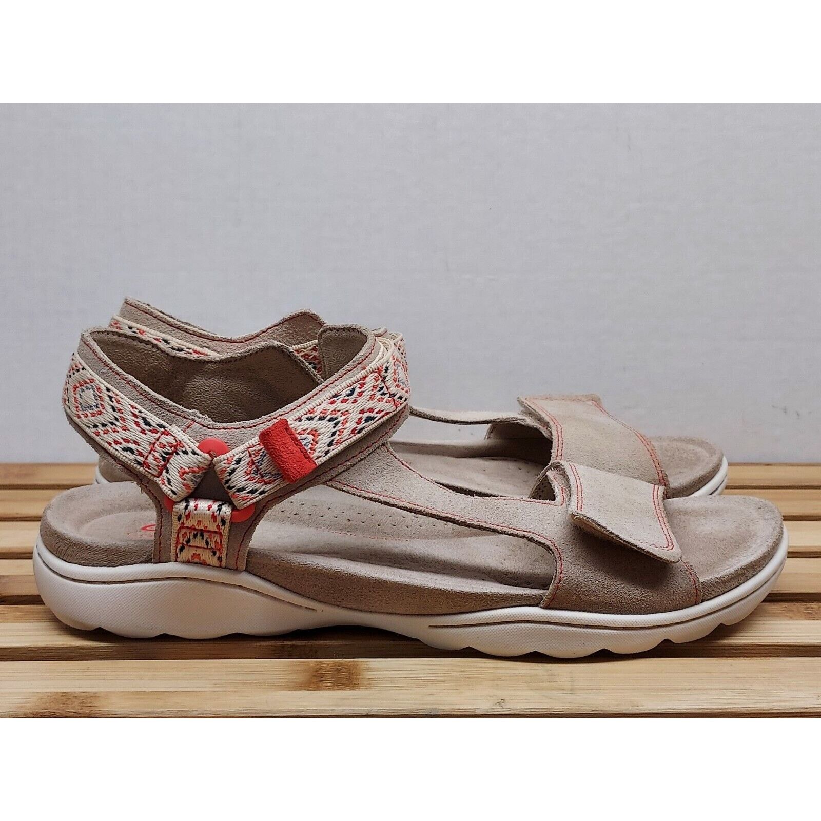 Clarks Clarks Womens | Sand | Suede Amanda Step Sandals Size 9 Size US 9 / IT 39 - 6 Thumbnail