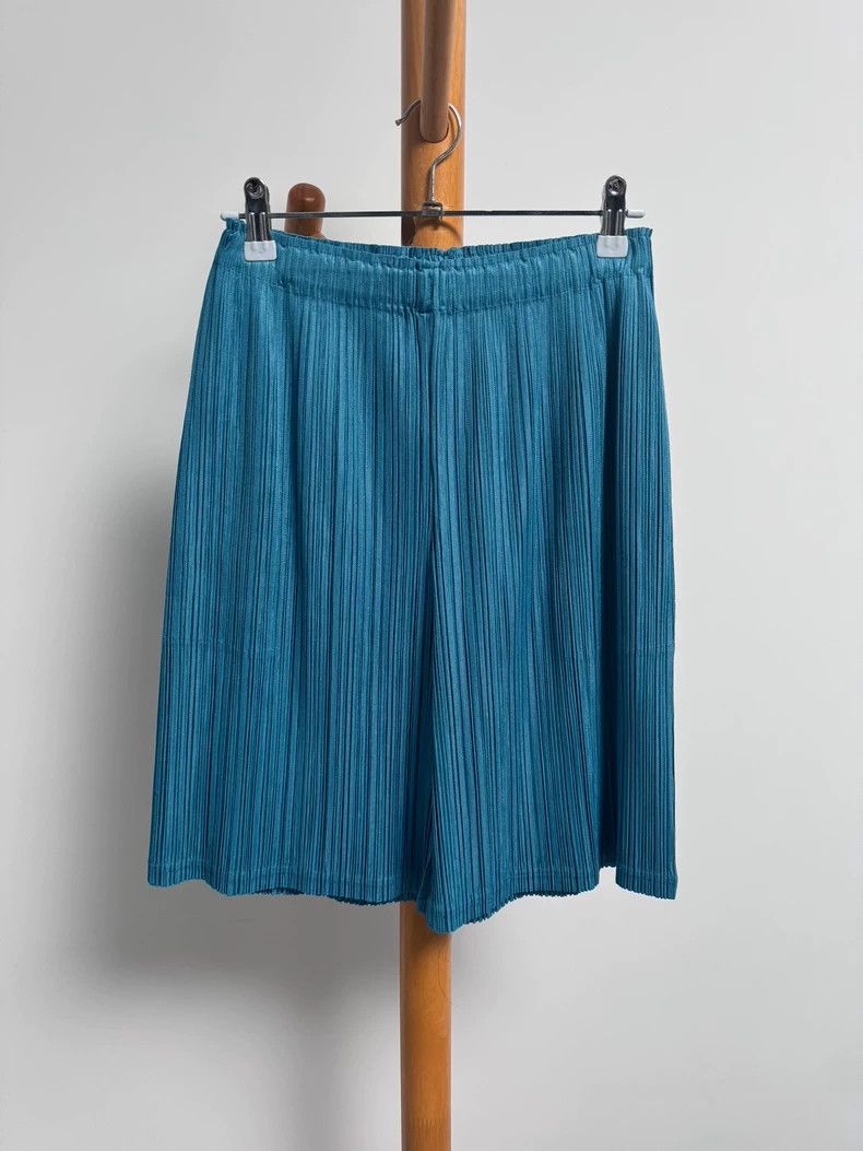 Issey Miyake issey miyake size:3 blue shorts 2505-Nextarrow Size 31" - 1 Thumbnail