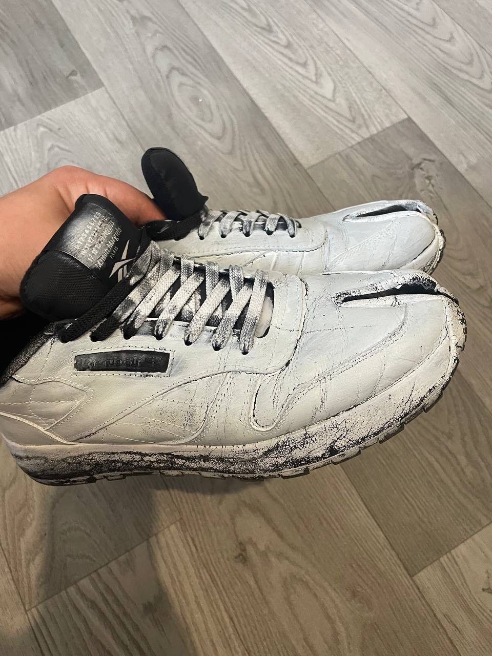 Maison Margiela x Reebok Classic Leather Tabi EU43