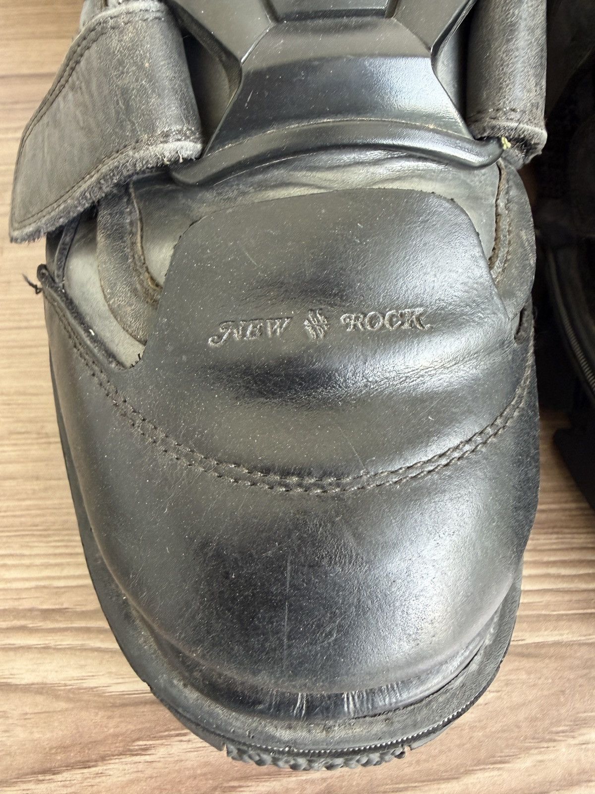 New Rock Rare❗️❗️Ankle metallic Boots like swear Size US 11 / EU 44 - 7 Thumbnail