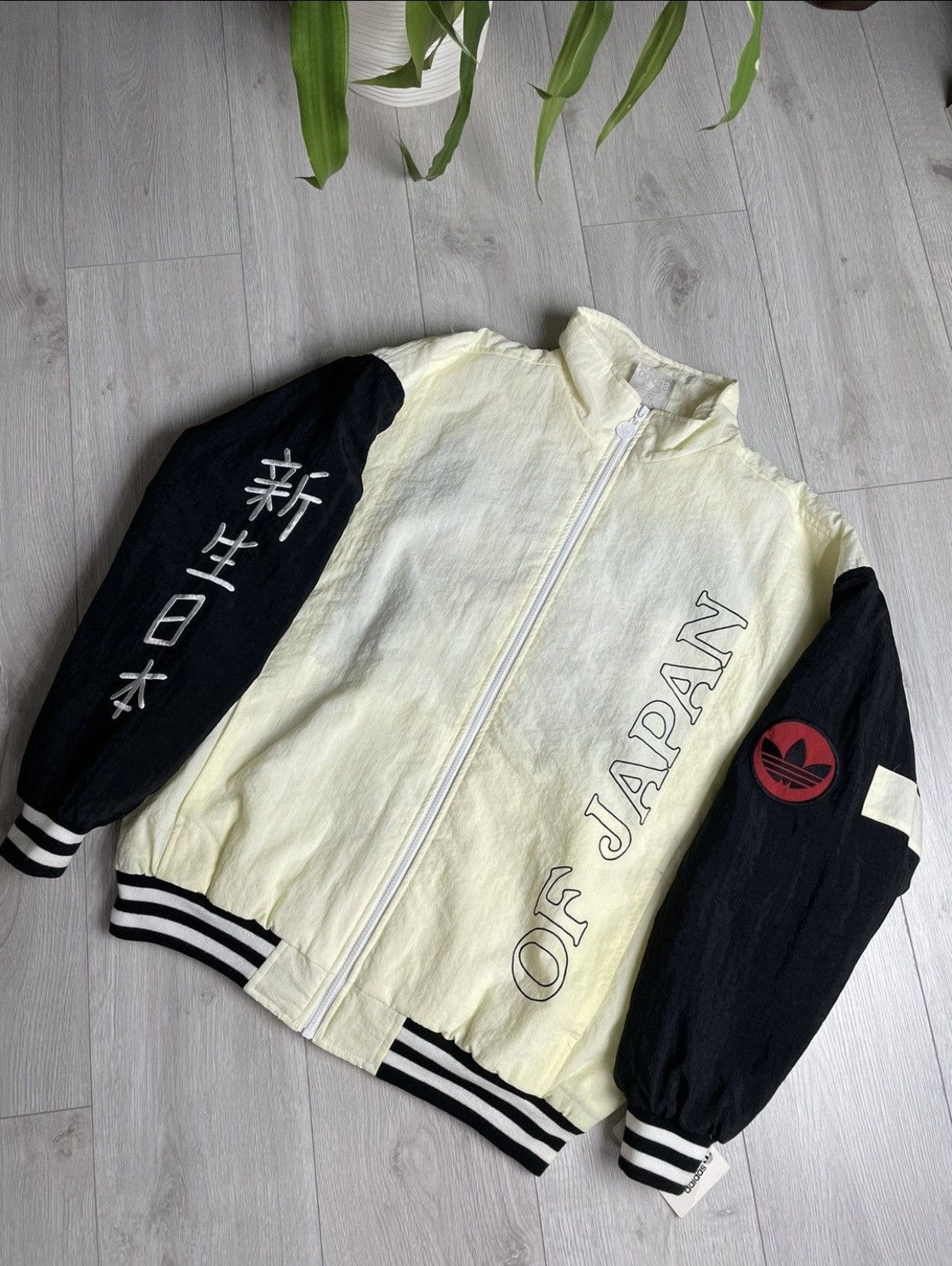 Adidas × Vintage 🔥Rare 90s Adidas Japan Vintage Jacket Bomber Nylon Size US L / EU 52-54 / 3 - 1 Thumbnail