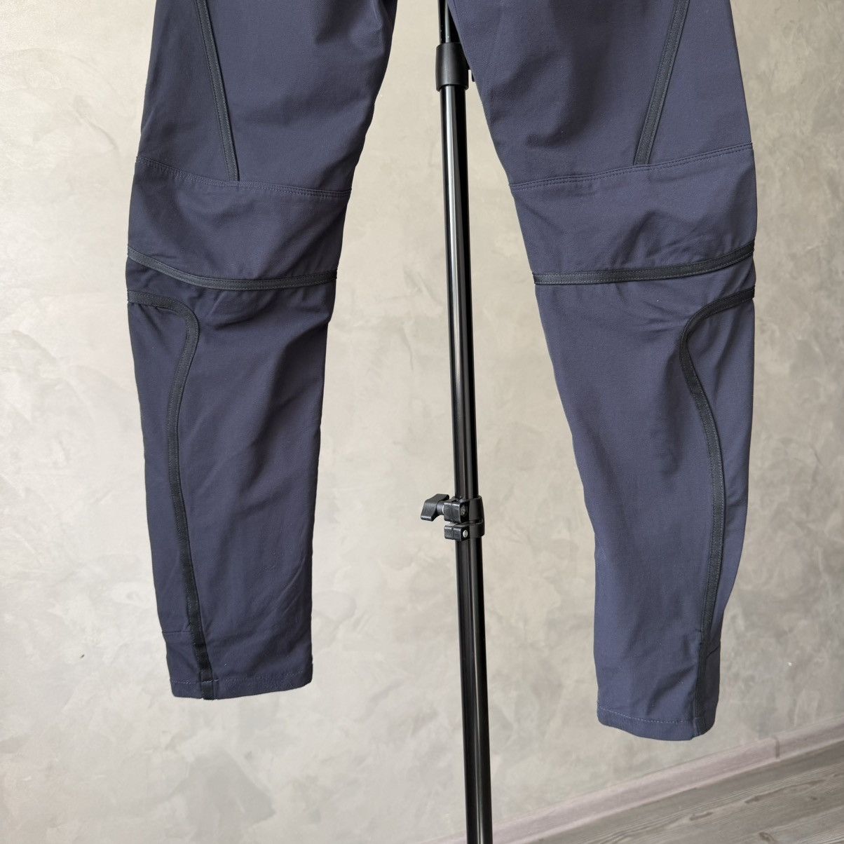 Other High Use By Claire Campbell Nylon Tech Avantgarde Pants Size 25" / US 0 / IT 36 - 5 Thumbnail