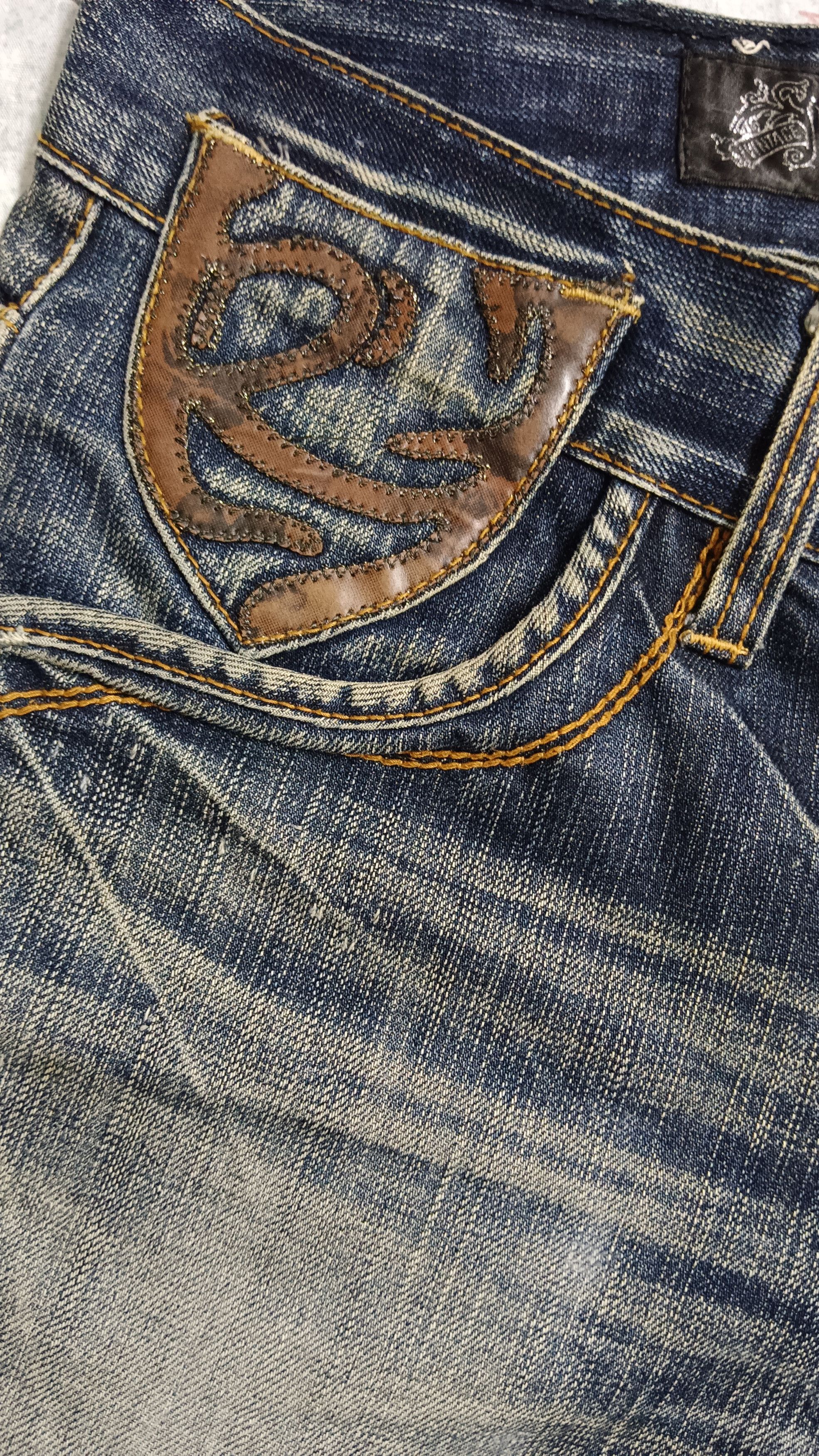 If Six Was Nine × Japanese Brand × Le Grande Bleu (L.G.B.) Redpepper Seditionaries Rusty Distressed Flare Jeans Size US 28 / EU 44 - 18 Thumbnail