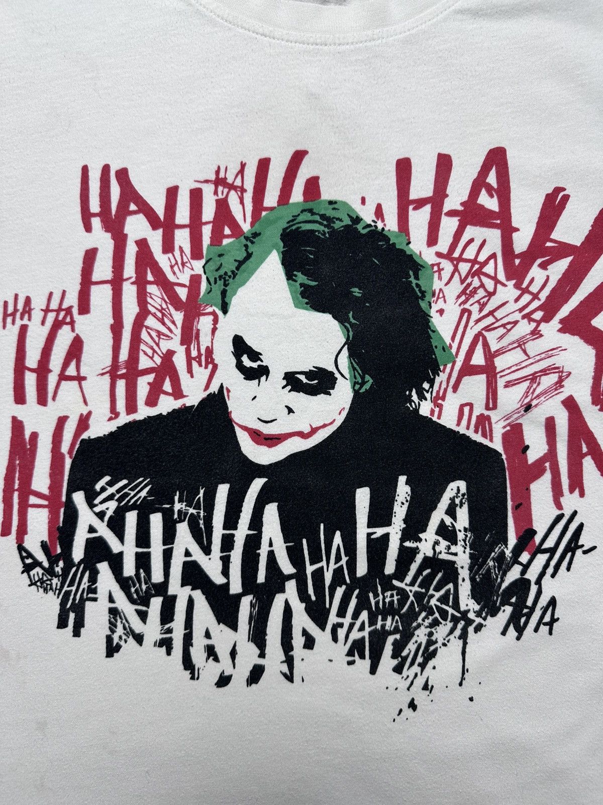 Other Dark Knight 2008 Heath Ledger “Joker” tee size L, good cond Size US L / EU 52-54 / 3 - 8 Thumbnail