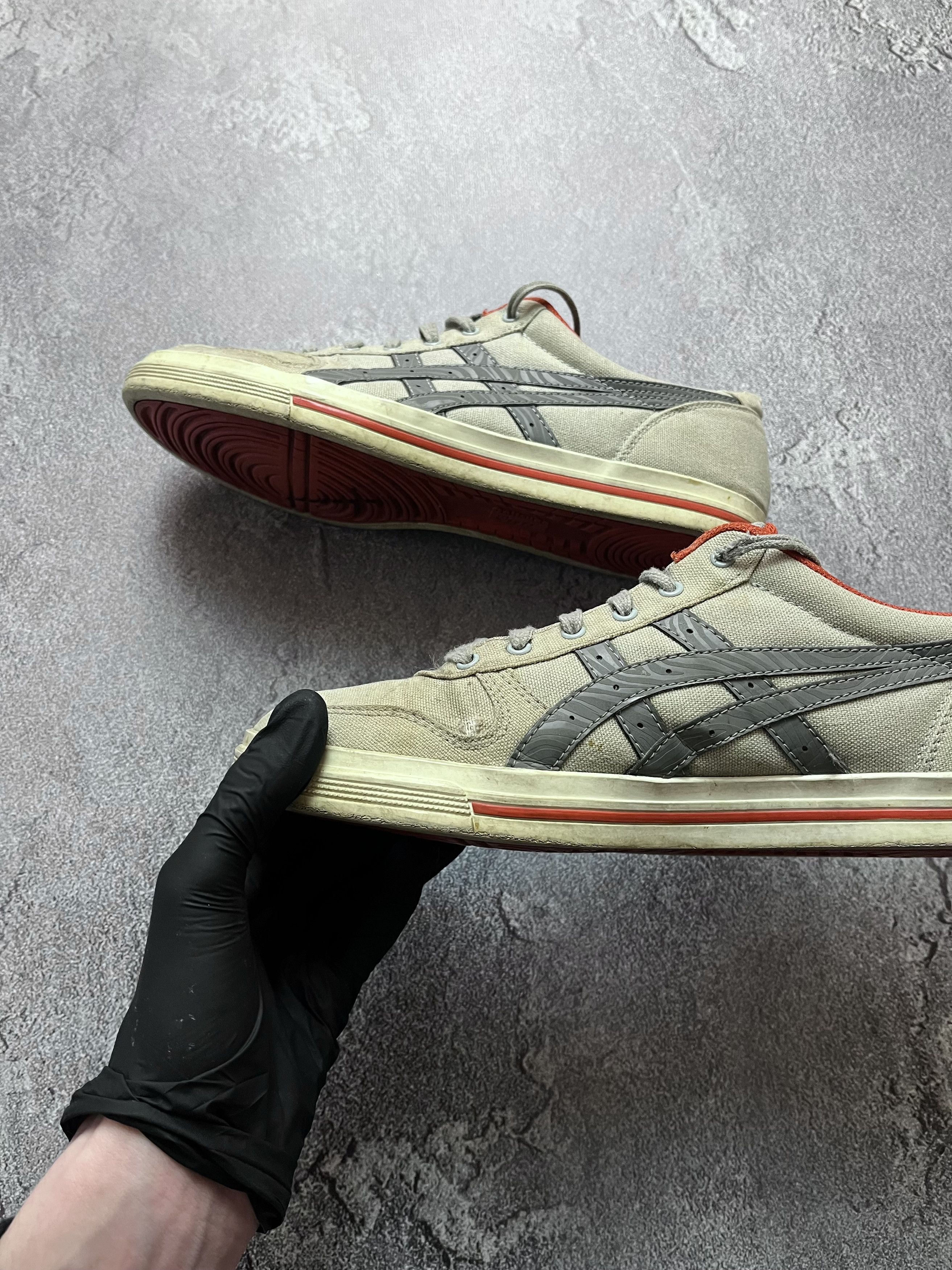 Asics Asics Onitsuka Tiger Sneaker Style Running Aaron CV 43.5 Size US 10.5 / EU 43-44 - 9 Thumbnail