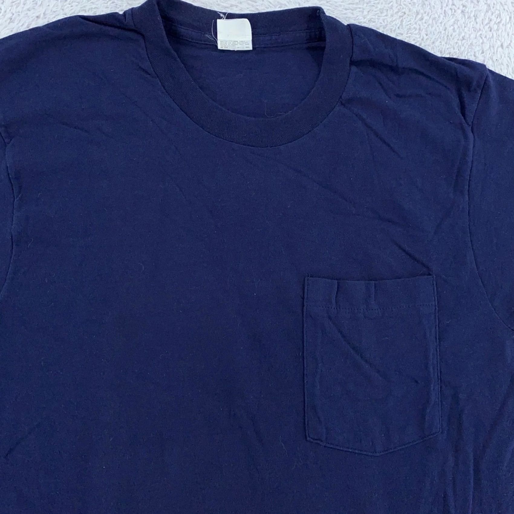 Fruit Of The Loom VINTAGE Fruit of the Loom Shirt Mens S/M Navy Blue Pocket Tee Made USA 90s Shirts Men Navy Pocket Tee Vintage Shirt Size US S / EU 44-46 / 1 - 2 Thumbnail