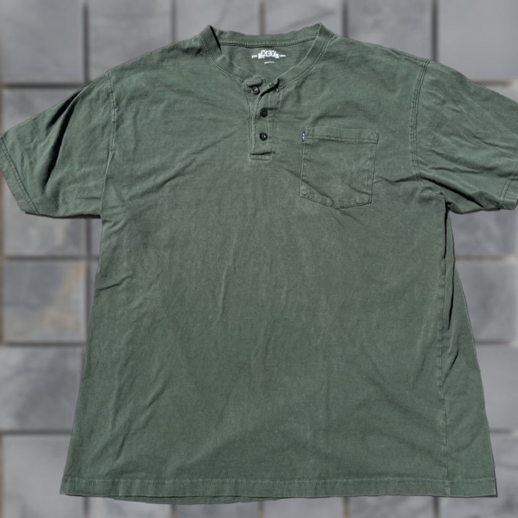 Vintage Key Brand T-Shirt Green Solid XL Relaxed Workwear Logo Henley Button Men Size US XL / EU 56 / 4 - 1 Thumbnail