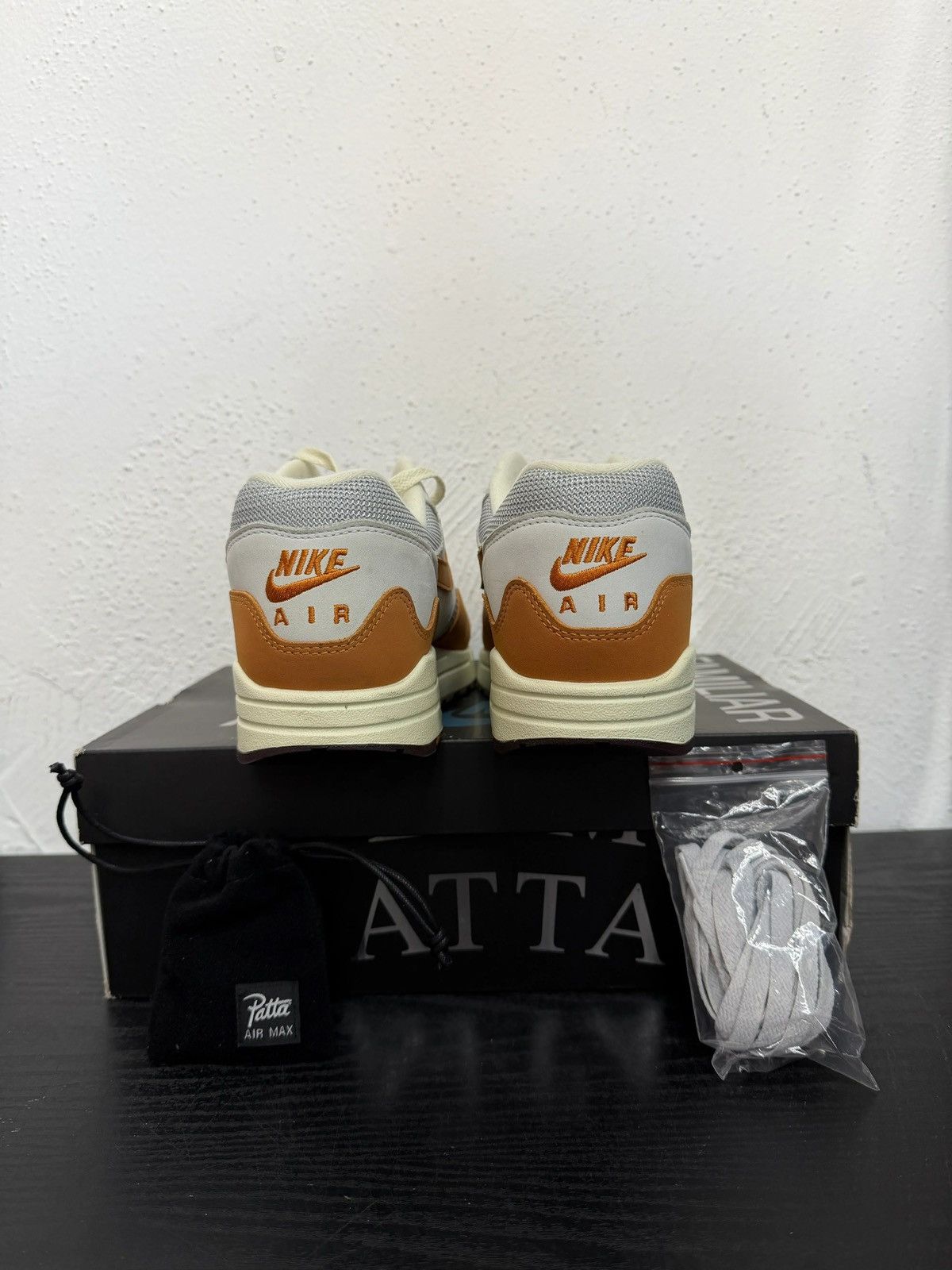 Patta Patta Nike Air Max 1 Monarch Size US 11 / EU 44 - 2 Thumbnail